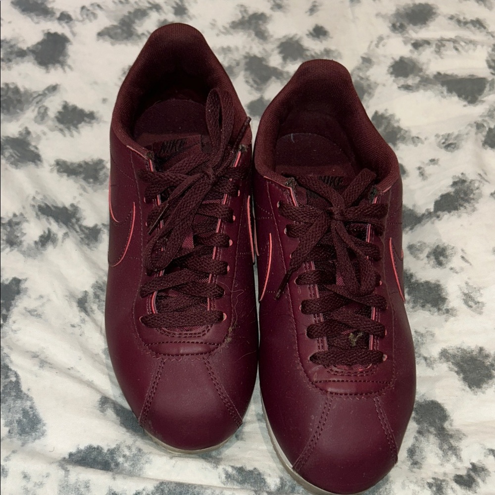 Nike Women's Burgundy Sneakers
